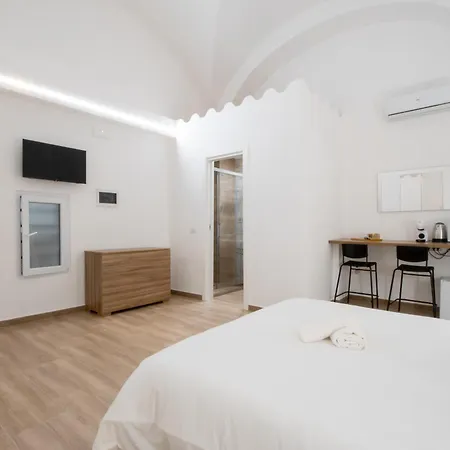 Hotel La Pigna Bari Exterior foto